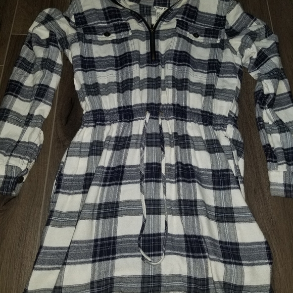 Plaid Dress - Picture 4 of 5